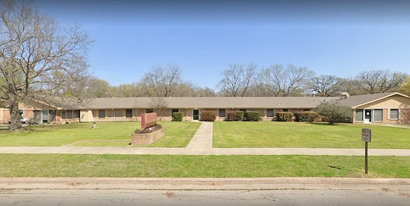 Image of Oak Manor Of Commerce Nursing And Rehabilitation (5)