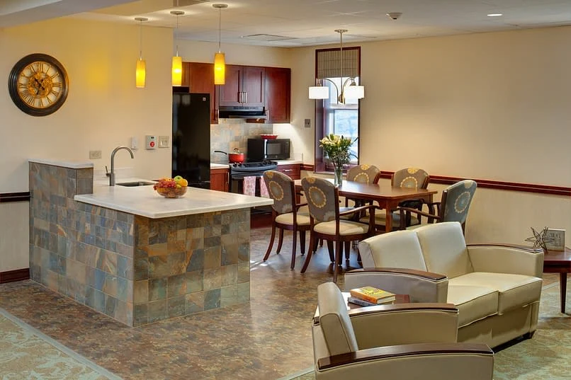 Image of Snf-The Villa At Marymount (2)