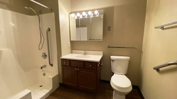 Image of Briarwood Apartments (7)