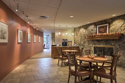 Image of AVIVA Country Club Heights (3)