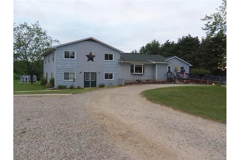 Image of Caremore of Metamora Assisted Living - Bolton Brook Manor (1)