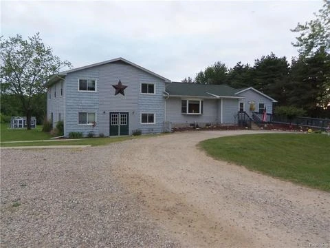 Image of Caremore of Metamora Assisted Living - Bolton Brook Manor (1)