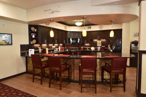 Ashton Gardens Gracious Retirement Living Hawthorn Senior Living Community in Portland, Maine kitchen