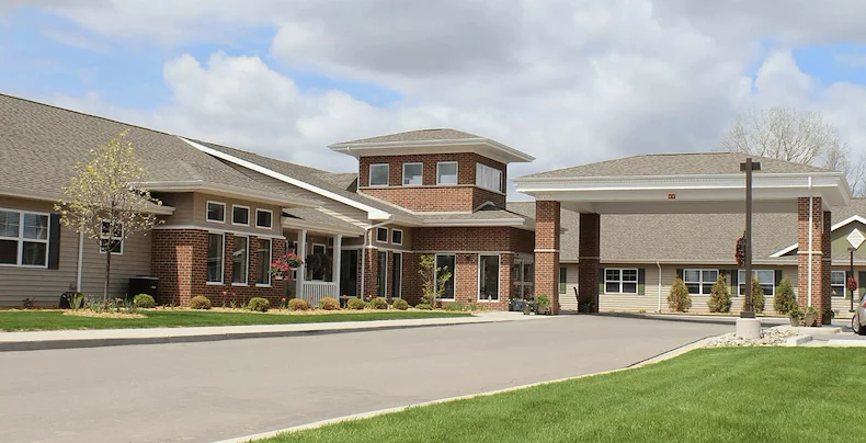 Image of Traditions of Saginaw West (1)