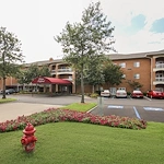 Image of Holiday Chateau Ridgeland (1)