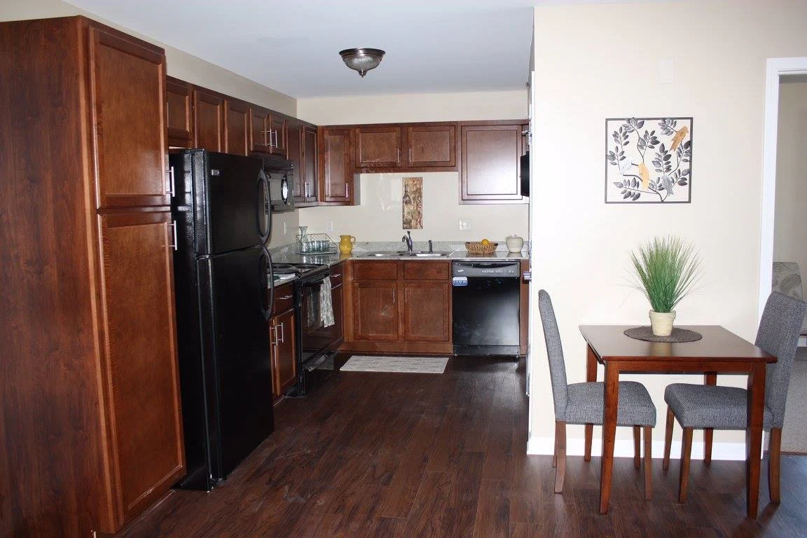 Image of Fayebrooke on Maple (3)