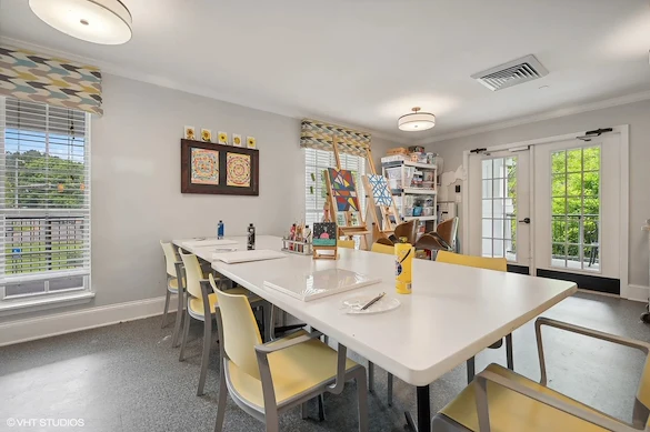 Image of The Phoenix at Johnson Ferry (8)