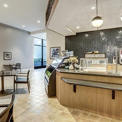 Image of Maravilla at The Domain (3)