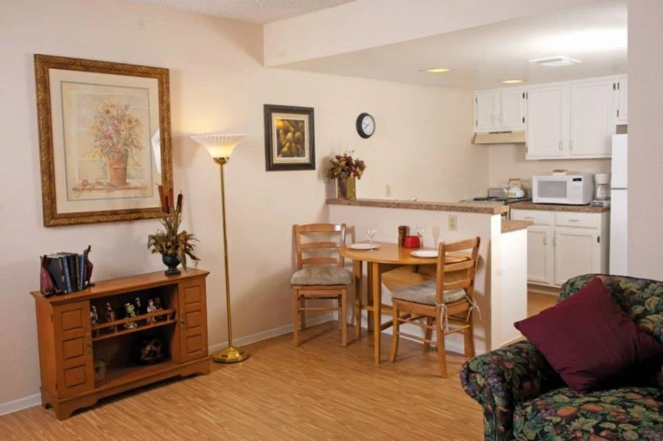 Image of Immanuel Manor - The Gardens and The Manor - Senior Living (4)