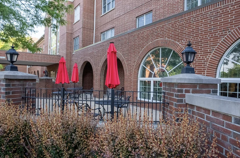 Terrace and Manor Apartments at Franklin