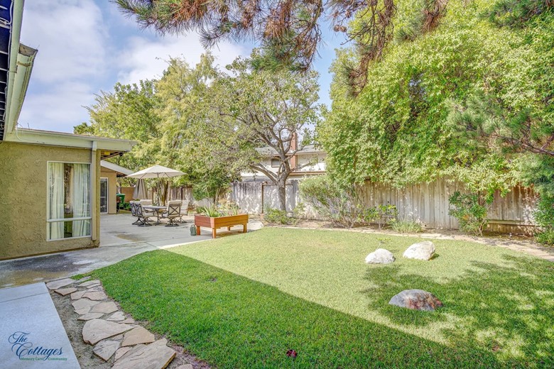 Image of Alzheimer's Orange County - Cottage 12 (2)
