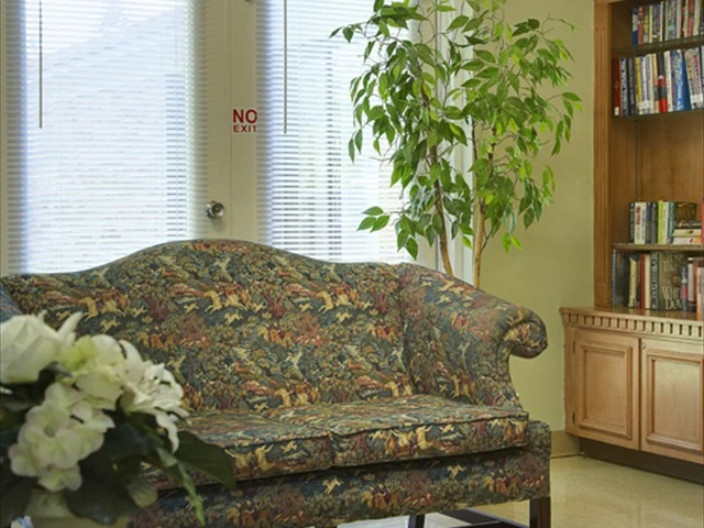 Image of Arbors at Milford Assisted Living (4)