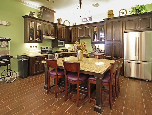 Image of Benton House of Tiffany Springs (6)