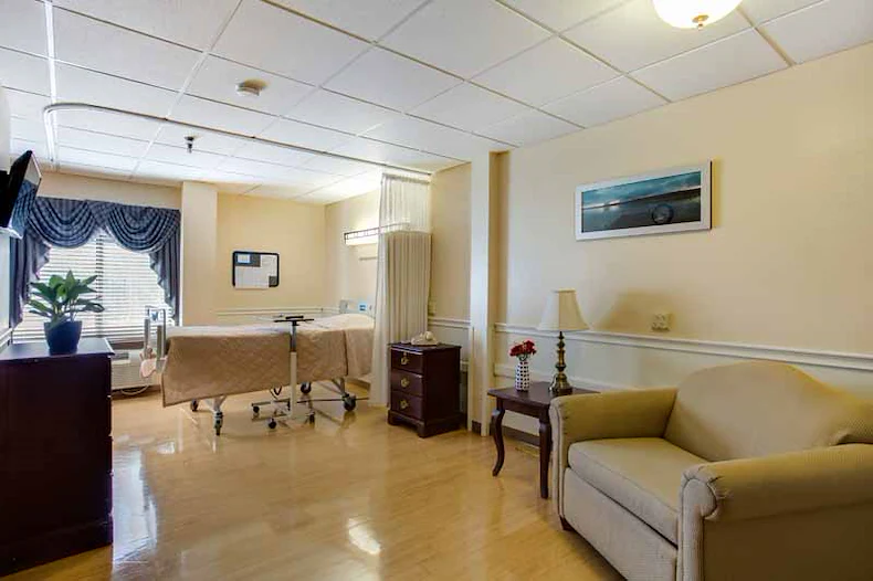 Image of Autumn Lake Healthcare At Patuxent River (3)