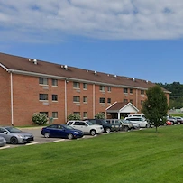 Image of Chapel House & Friendship House in Grayson (3)