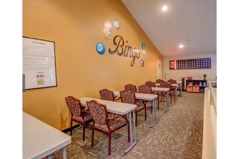 Image of Golden Pond Retirement Community (6)