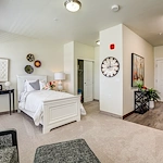 Liberty Heights Gracious Retirement Living Hawthorn Senior Independent Living in Rockwall, Texas apartment bedroom