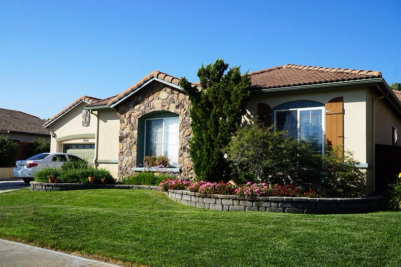 Image of Temple Green (1)