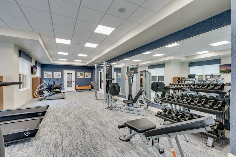 Image of Amira Choice Bloomington (9)