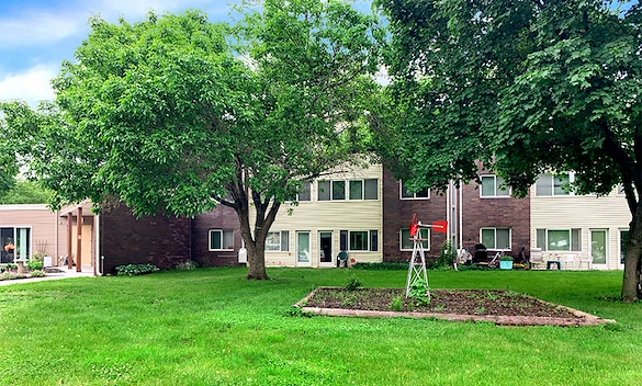 Image of Woodland Apartments (2)