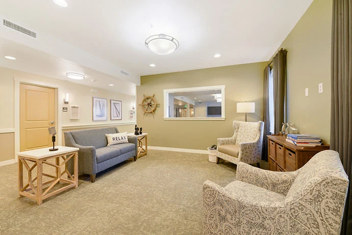 Image of Silverado Bellevue Memory Care Community (4)