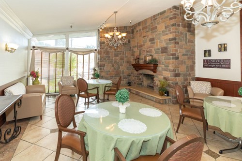 Image of Panorama Gardens Nursing and Rehabilitation Center (3)