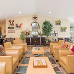 Image of Colonial at Miami (8)