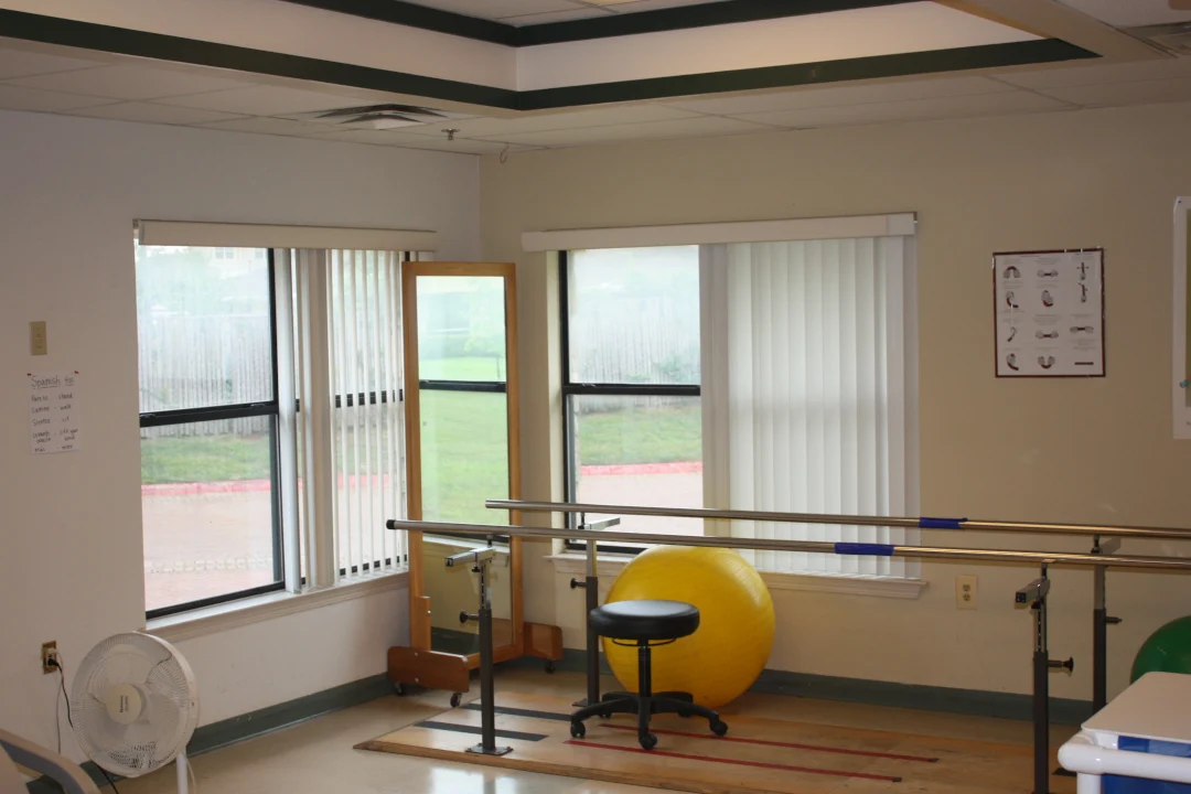 Image of Coral Rehabilitation And Nursing Of Arlington (5)