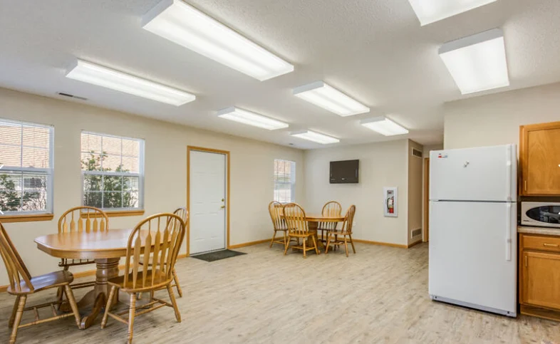 Image of Sundance Tonganoxie (2)