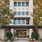 Image of Merrill Gardens at Willow Glen (1)