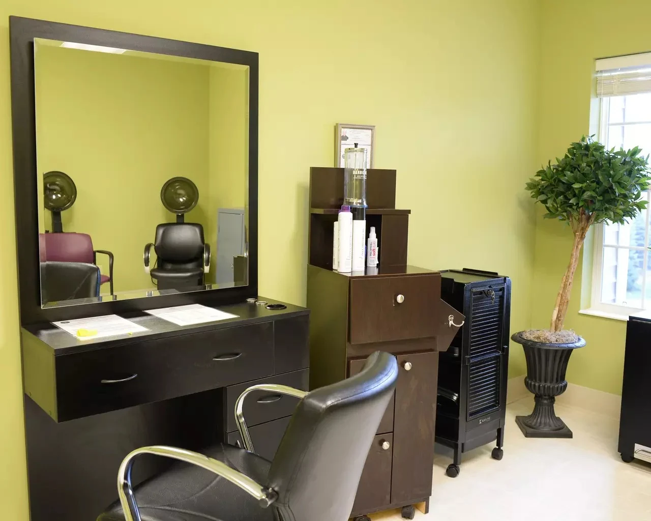 Image of Tallmadge Danbury (10)