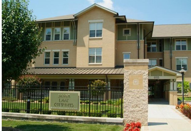 Image of Silver Lake Commons (1)