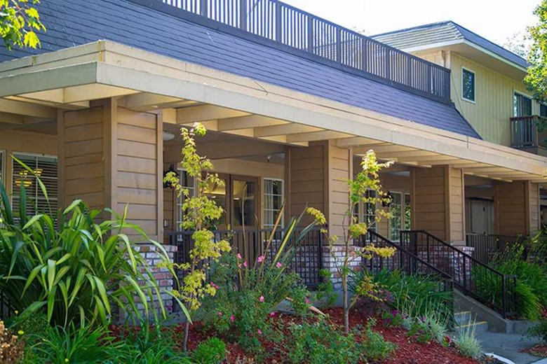 Image of Silverado Berkeley Memory Care Community (3)