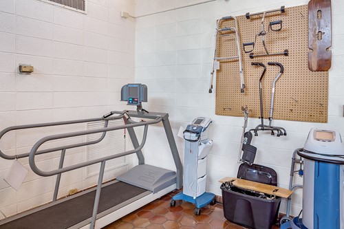 PruittHealth - Crestwood Skilled Nursing & Rehabilitation Center Senior Care in Valdosta, Georgia