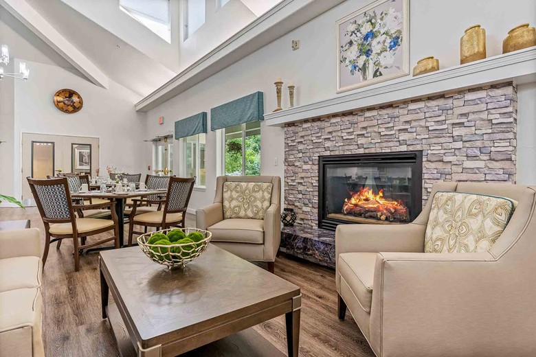 The Woods at Holly Tree Gracious Retirement Living Hawthorn Senior Independent Living in Wilmington, North Carolina fireplace