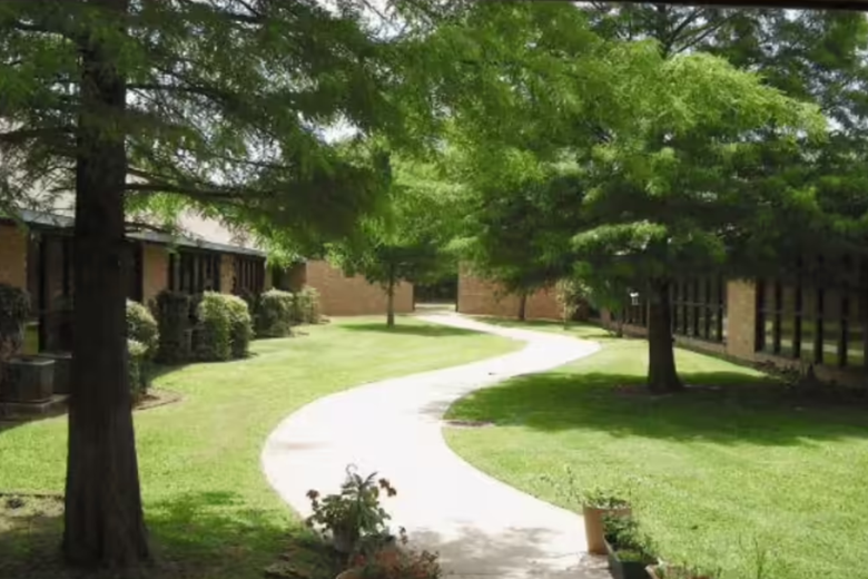 Image of Meadow View Assisted Living (4)