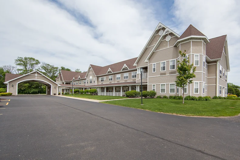Image of Charter Senior Living of Pekin (1)