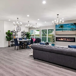 Image of Silver Leaf Rowlett (3)