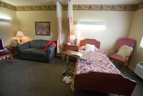 Image of The Willows at Bellevue Senior Living (6)