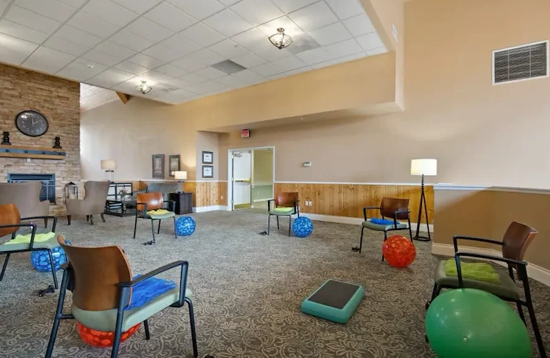 Image of Aegis Lodge in Kirkland (4)