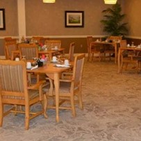 Zionsville Meadows Assisted Senior Living in Indiana dining room