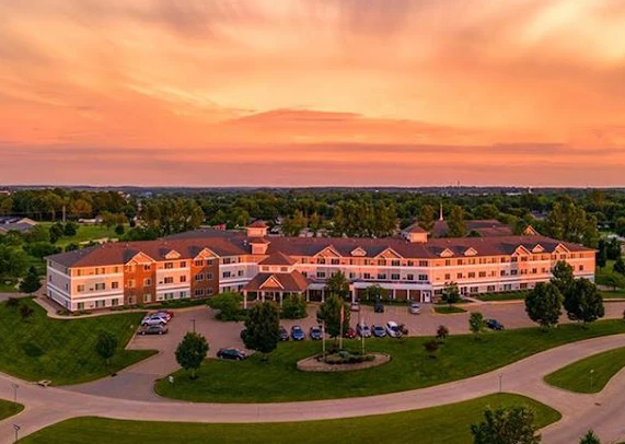 Image of Summit Pointe Senior Living Community (1)