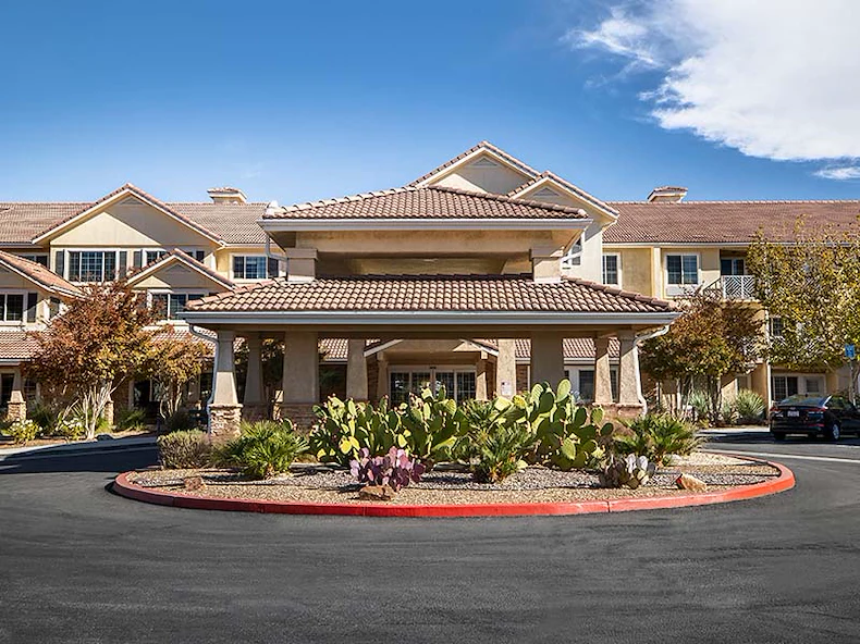 Image of Holiday Rancho Village (1)