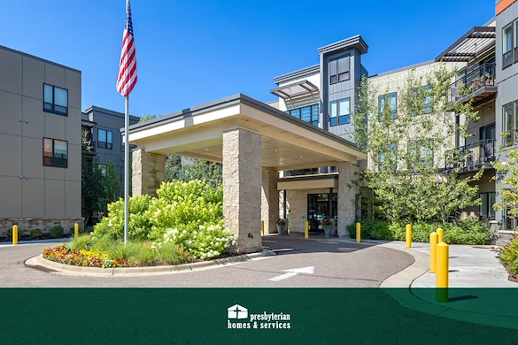 Image of Shorewood Landing (1)