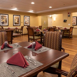 Charter Senior Living of Danvers dining room