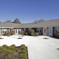 Image of The Pines on Caramel (2)