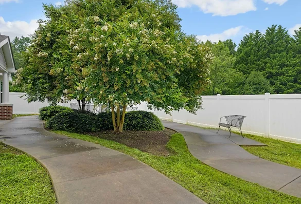 Image of Commonwealth Senior Living at Bon Air (9)