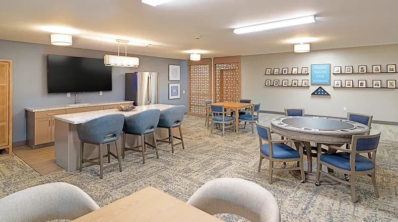 Image of Holiday Valencia Commons (6)