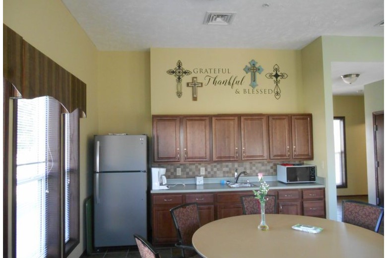 Image of Village Gardens Apartments (4)