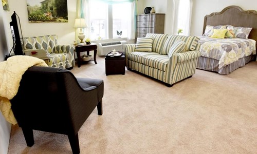Somerset Lodge Gracious Retirement Living Hawthorn Senior Independent Living in Gladstone, Oregon apartment suite